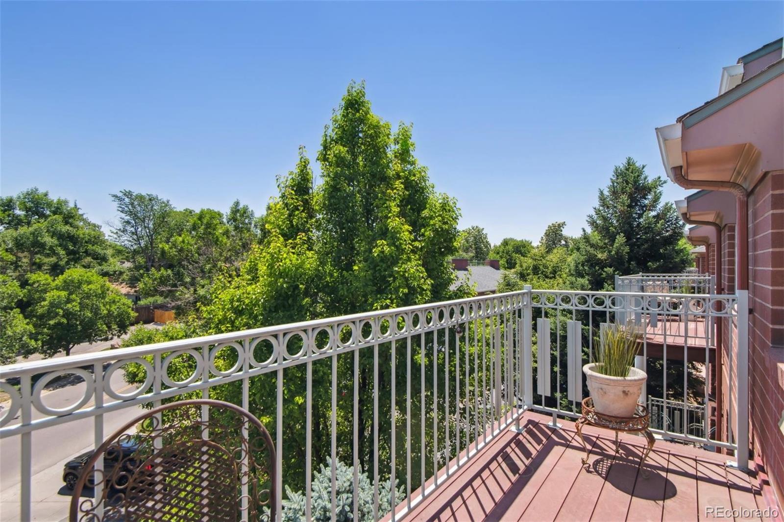 300 Hudson Street Denver CO 80220