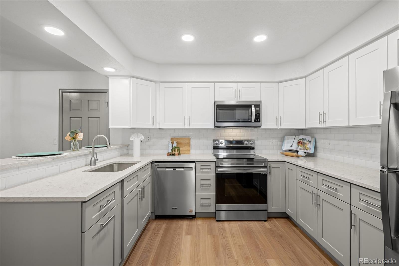 1408 E Nichols Circle Centennial CO 80122