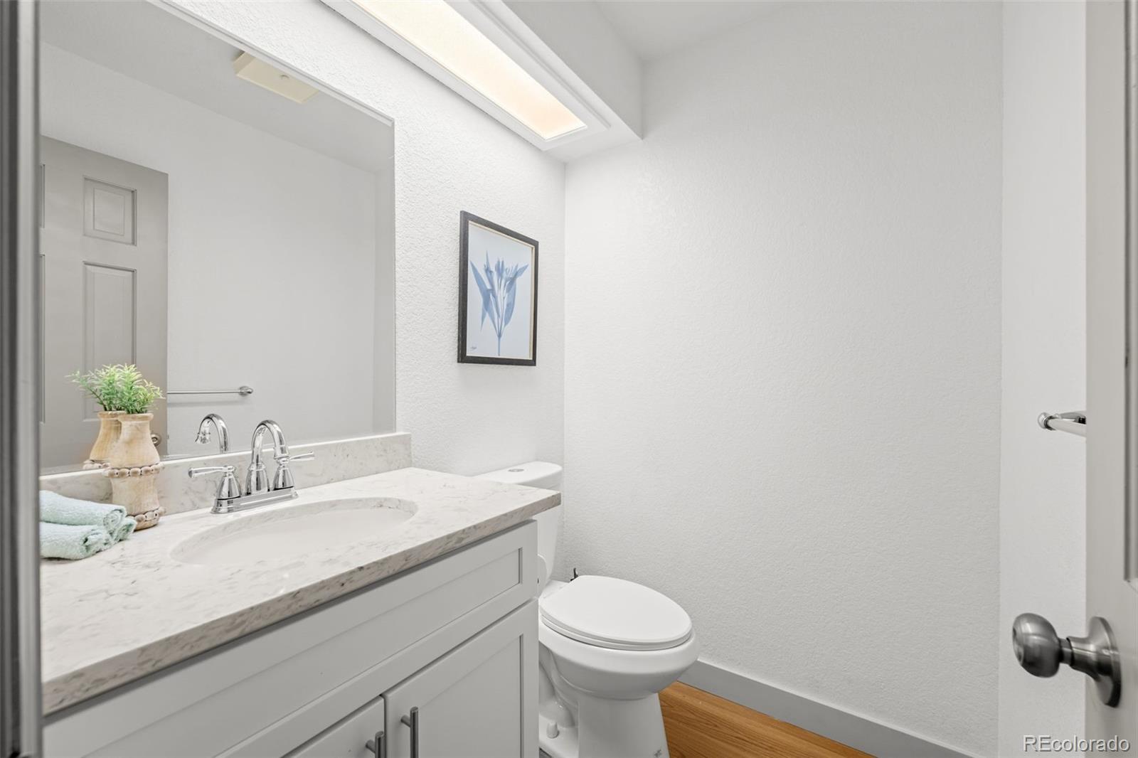 1408 E Nichols Circle Centennial CO 80122