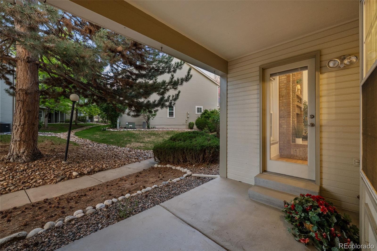 1408 E Nichols Circle Centennial CO 80122