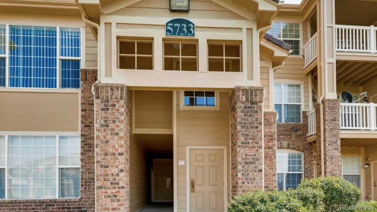 5733 N Gibralter Way Aurora CO 80019