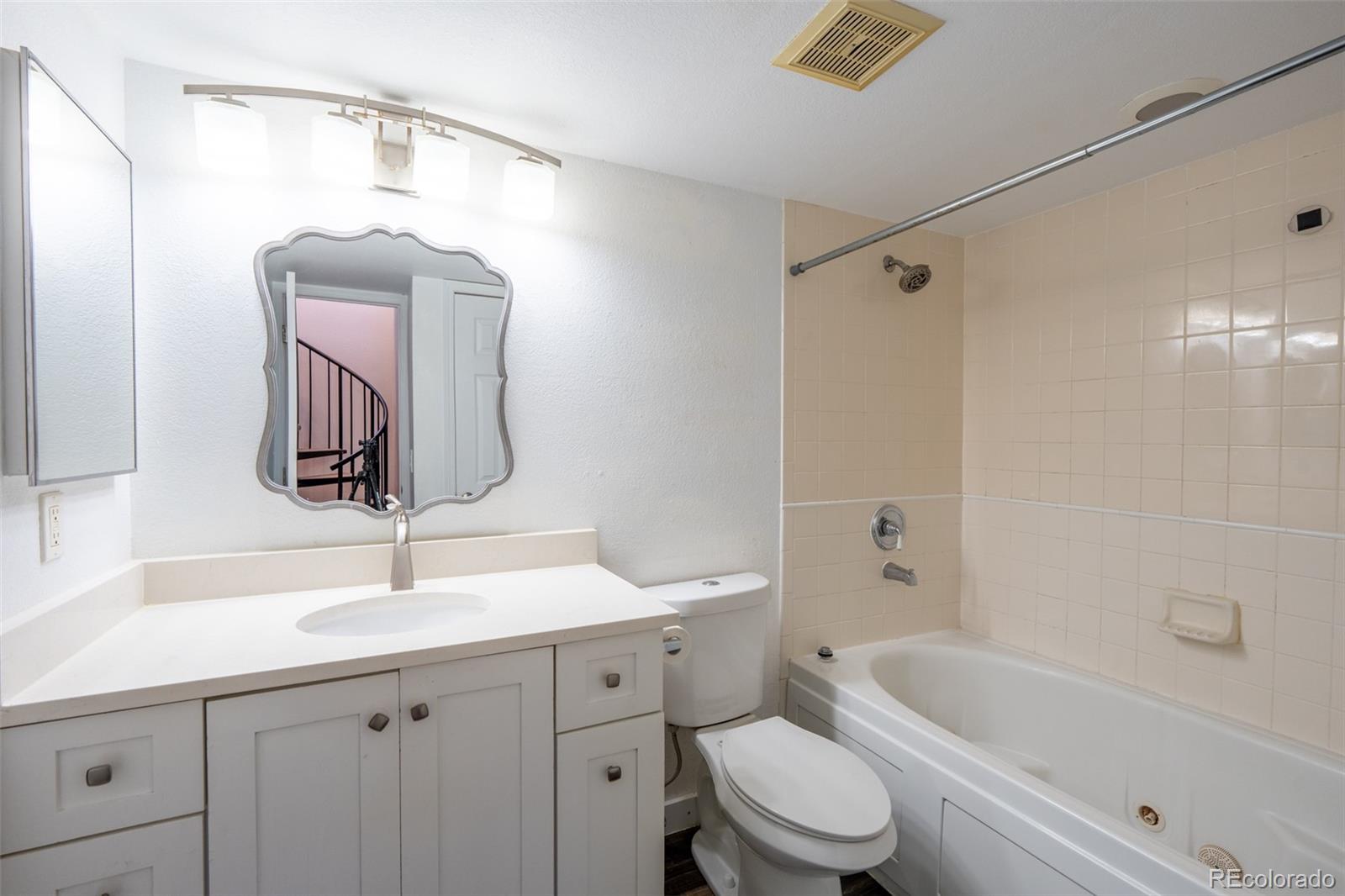 4943 S Carson Street Aurora CO 80015