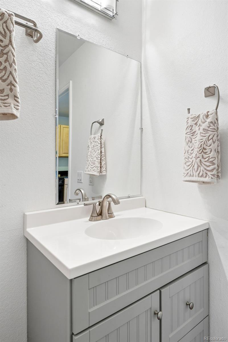 63 S Sable Boulevard Aurora CO 80012