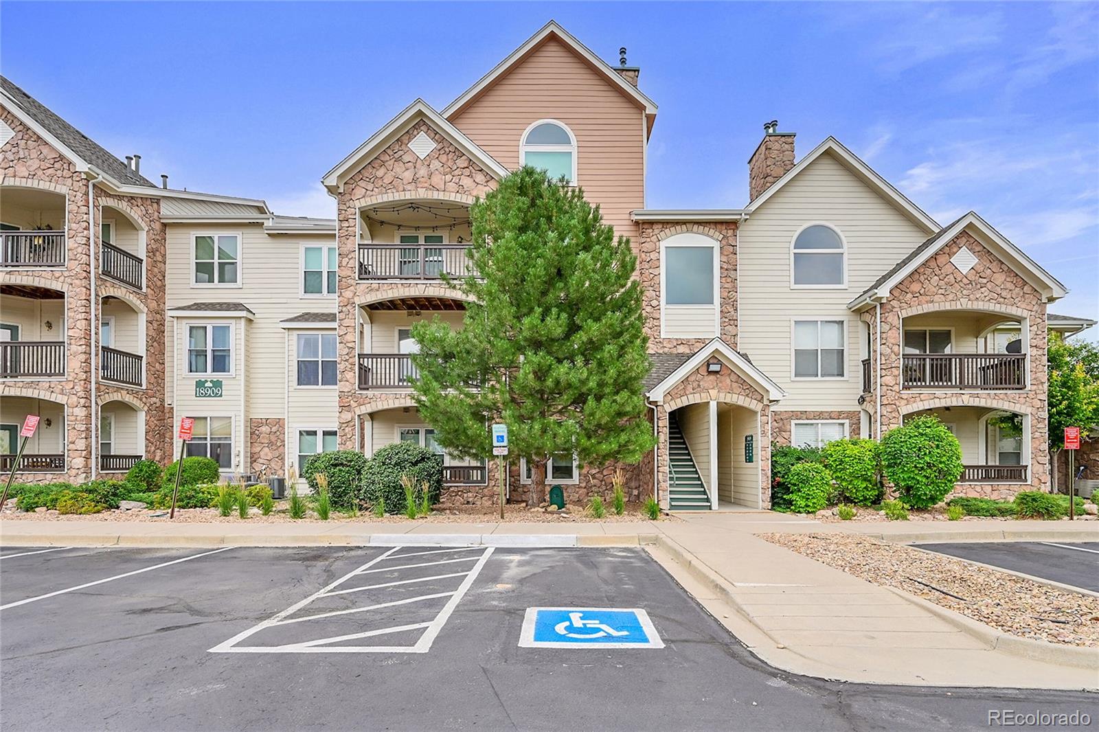 18909 E Warren Circle Aurora CO 80013