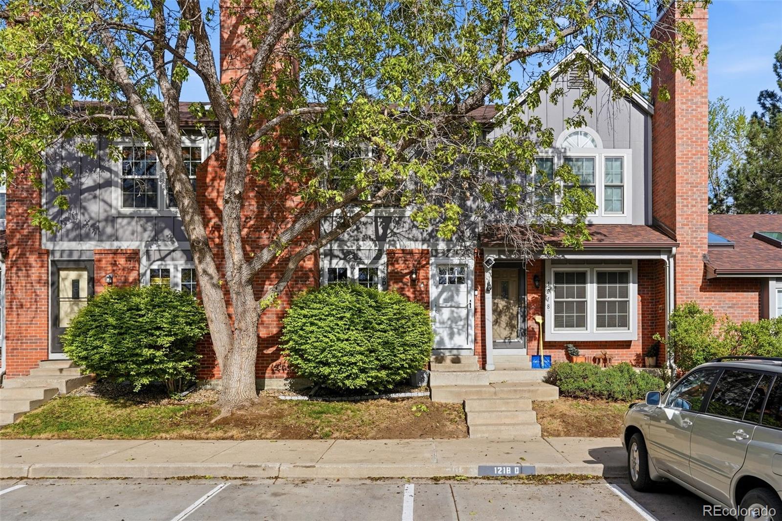 1218 S Flower Circle Lakewood CO 80232