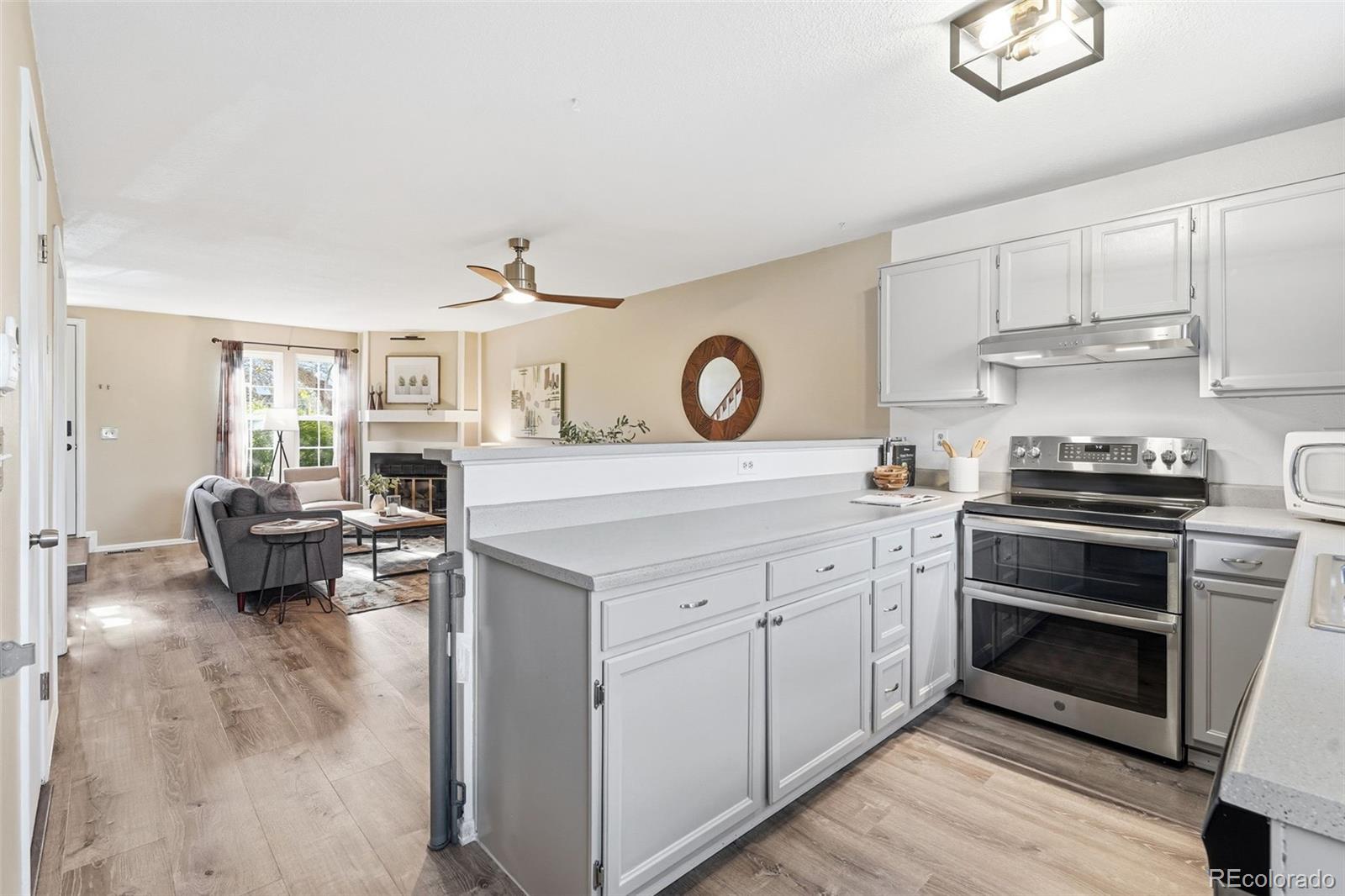 1218 S Flower Circle Lakewood CO 80232