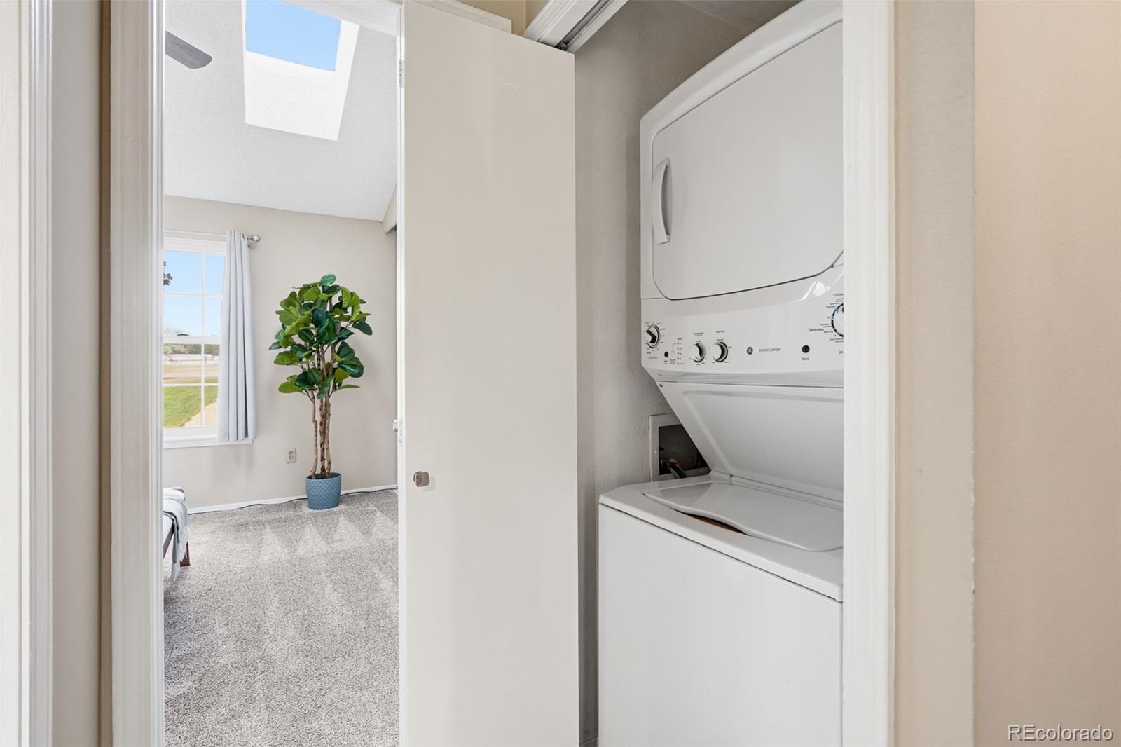 1218 S Flower Circle Lakewood CO 80232