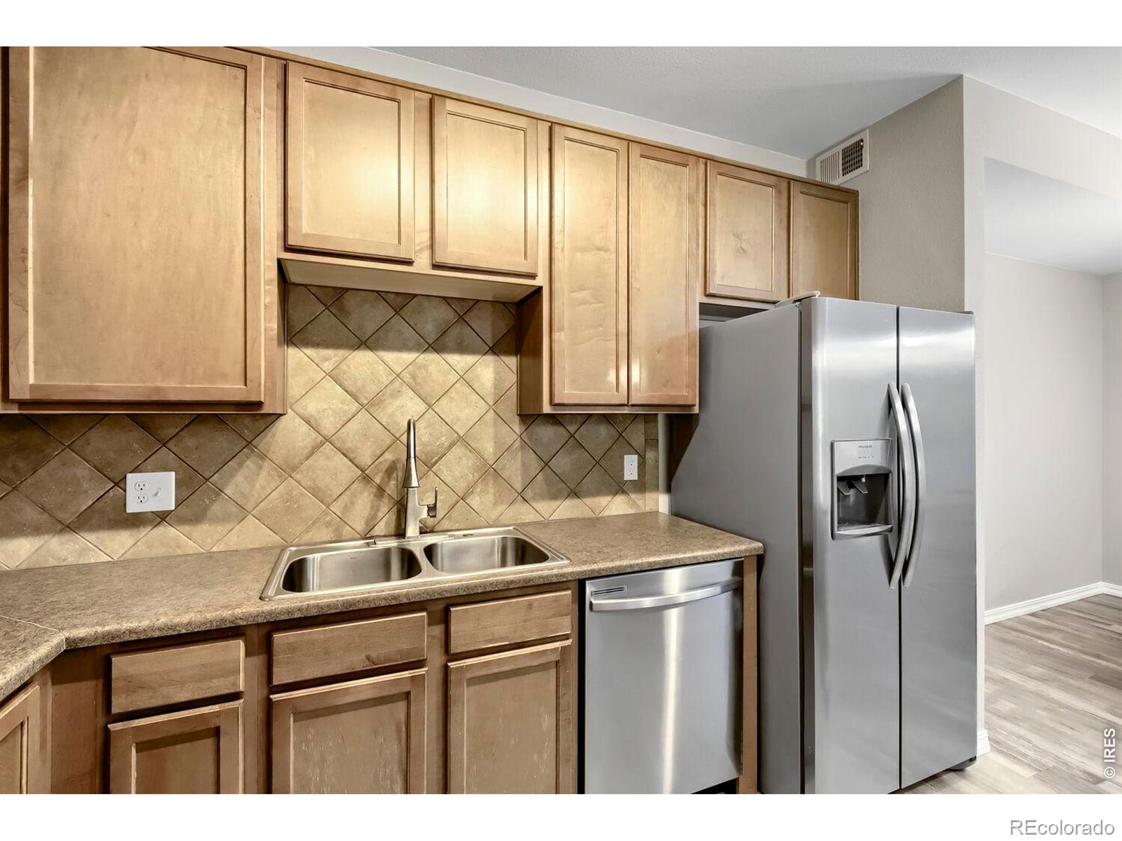 804 Summer Hawk Drive Longmont CO 80504