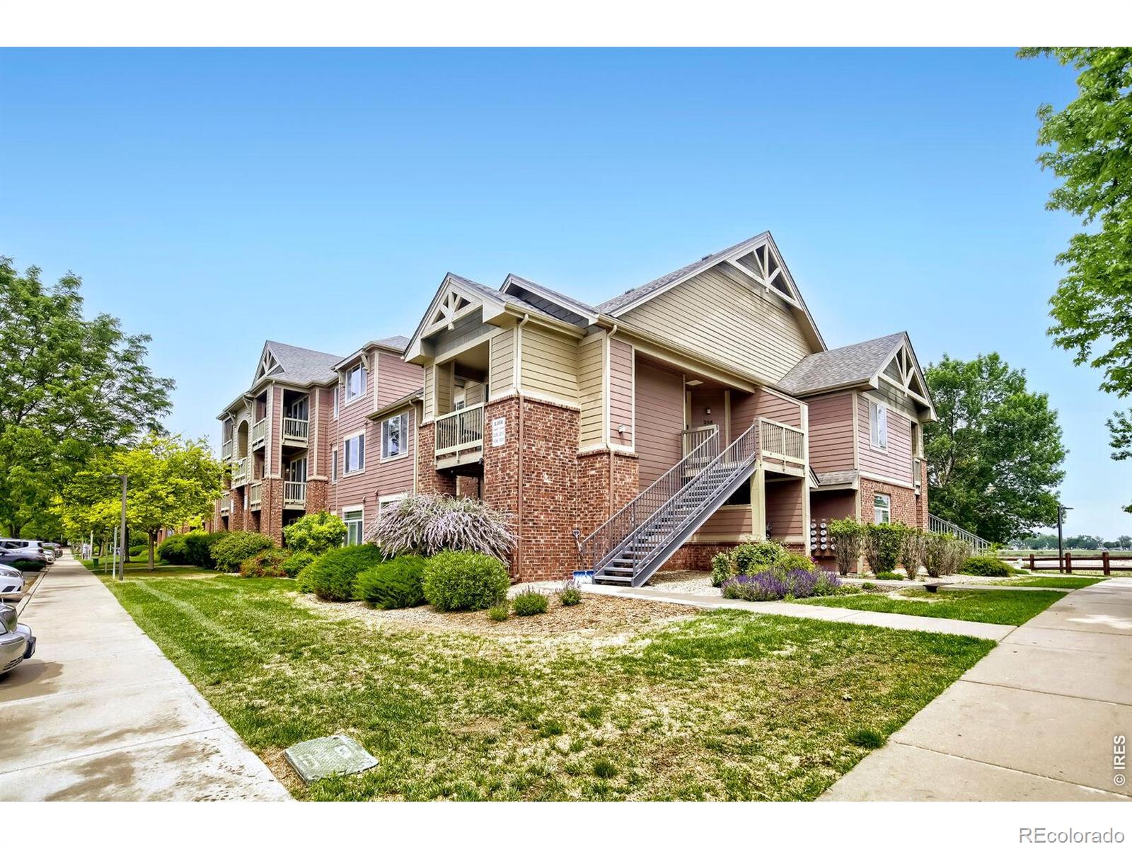804 Summer Hawk Drive Longmont CO 80504