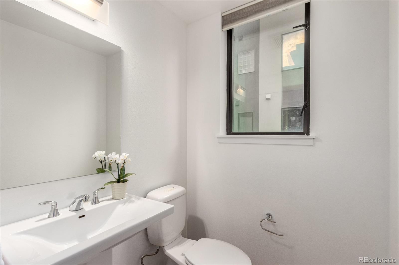 2347 Glenarm Place Denver CO 80205
