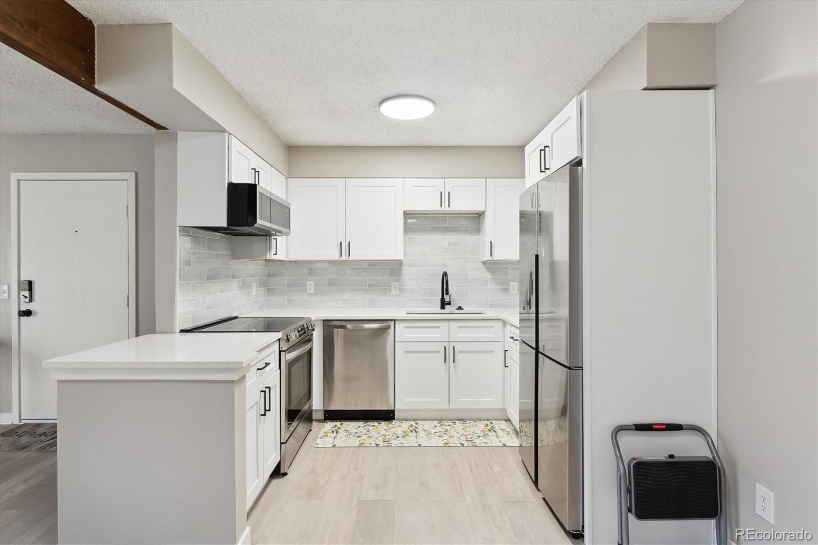 3335 S Ammons Street Lakewood CO 80227
