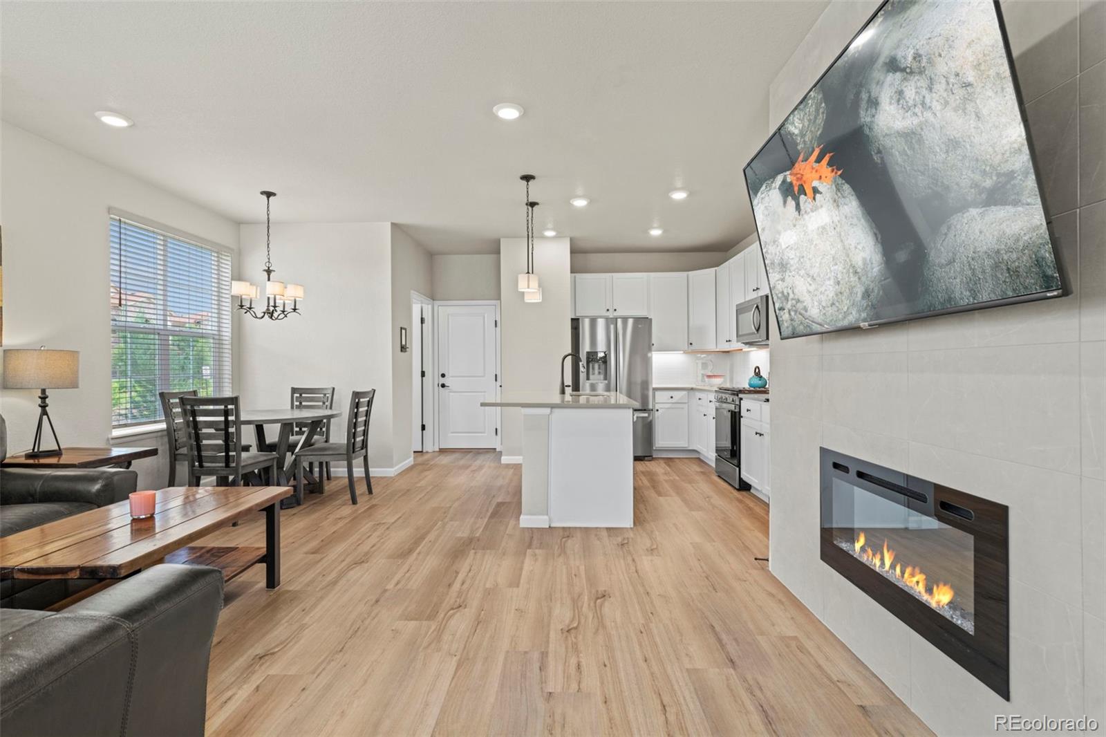 8387 Donati Terrace Littleton CO 80129