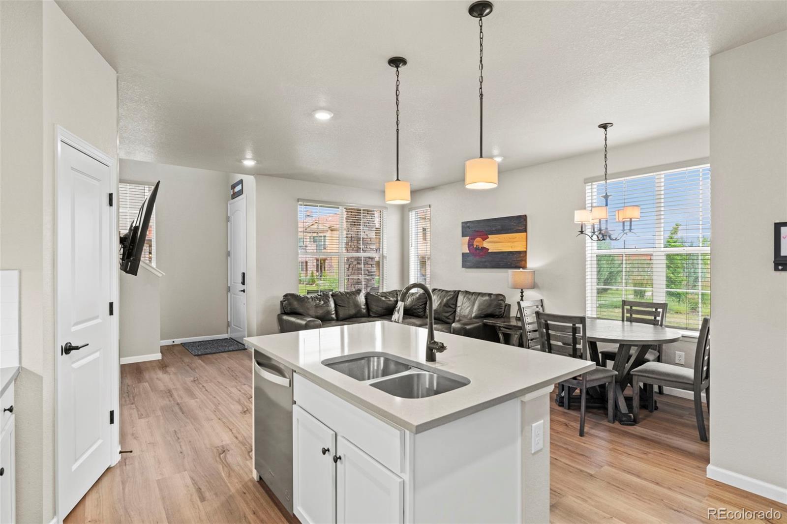 8387 Donati Terrace Littleton CO 80129