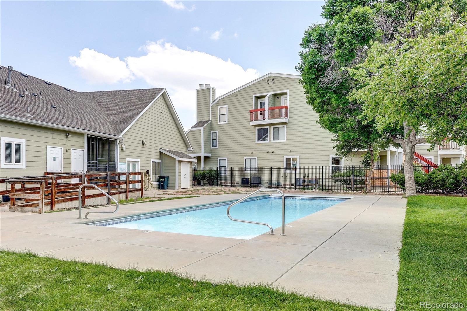 919 S Dawson Way Aurora CO 80012