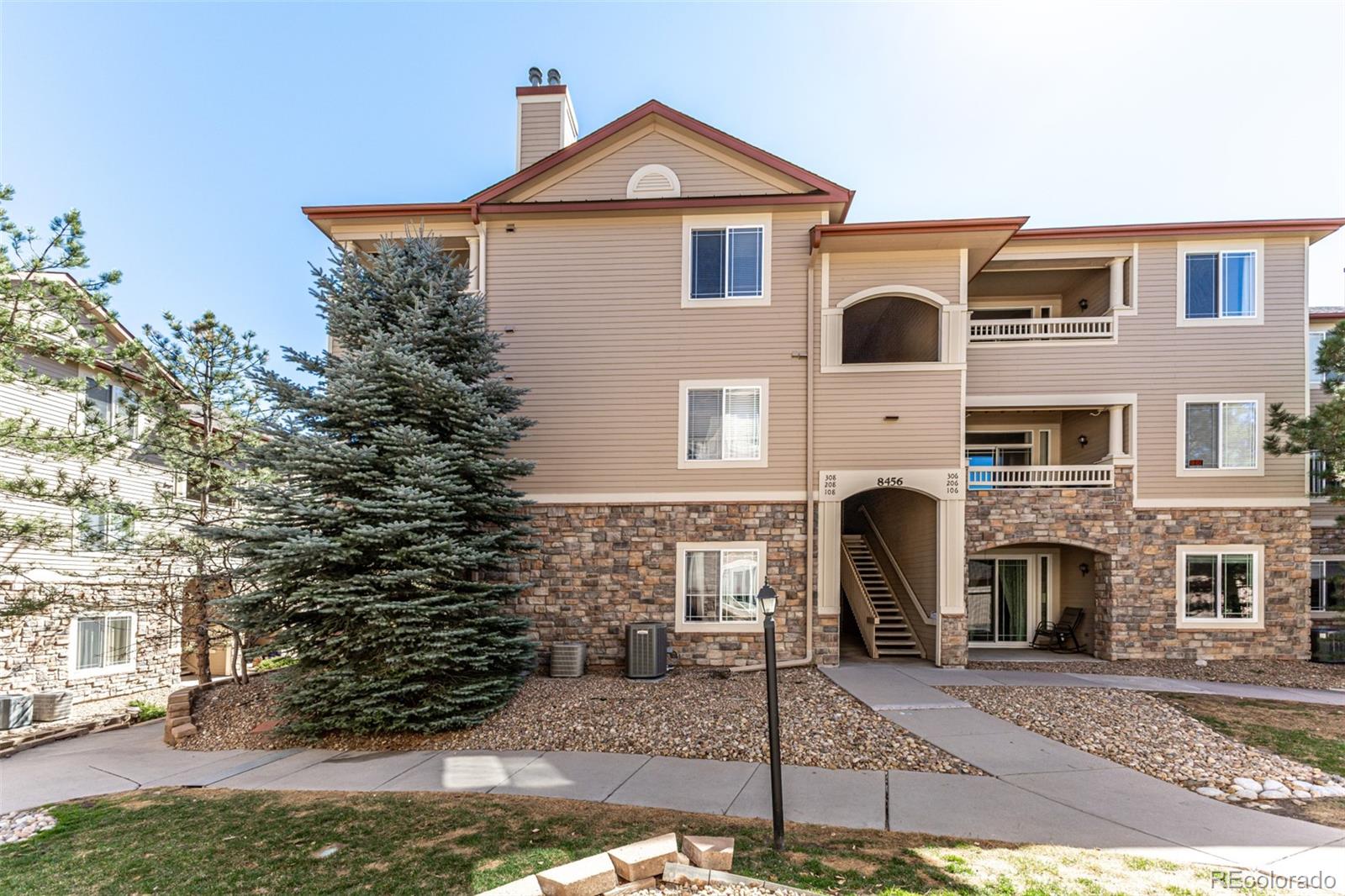 8456 S Hoyt Way Littleton CO 80128