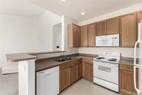 8456 S Hoyt Way Littleton CO 80128