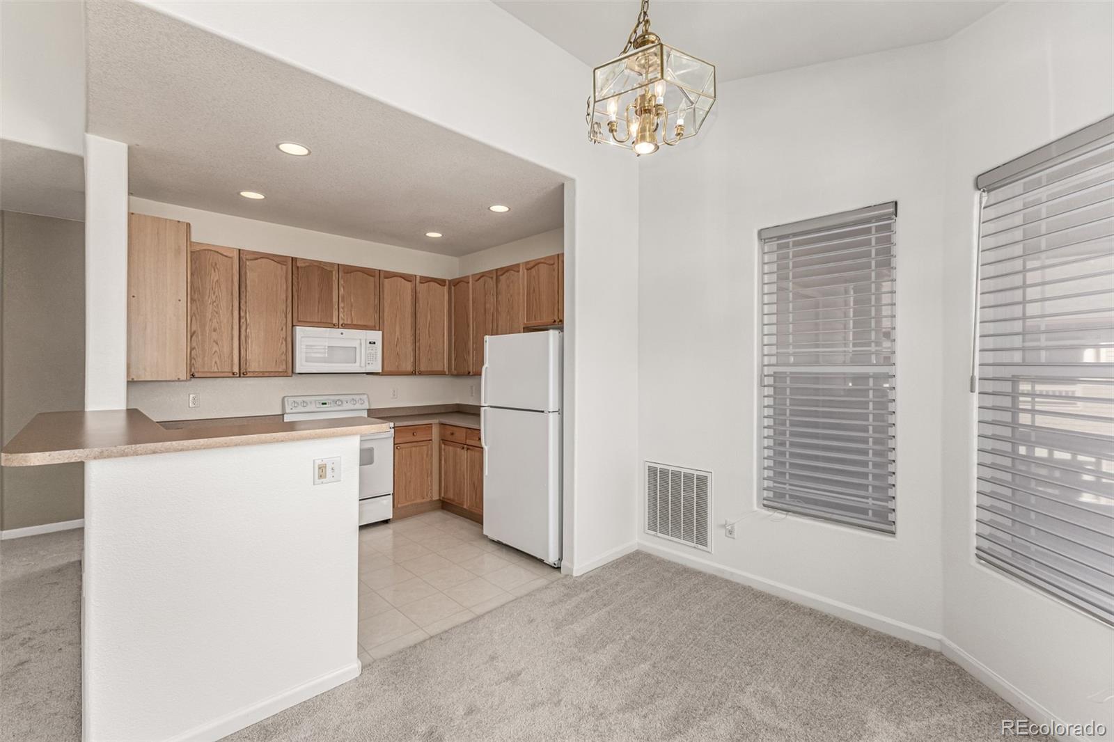 8456 S Hoyt Way Littleton CO 80128