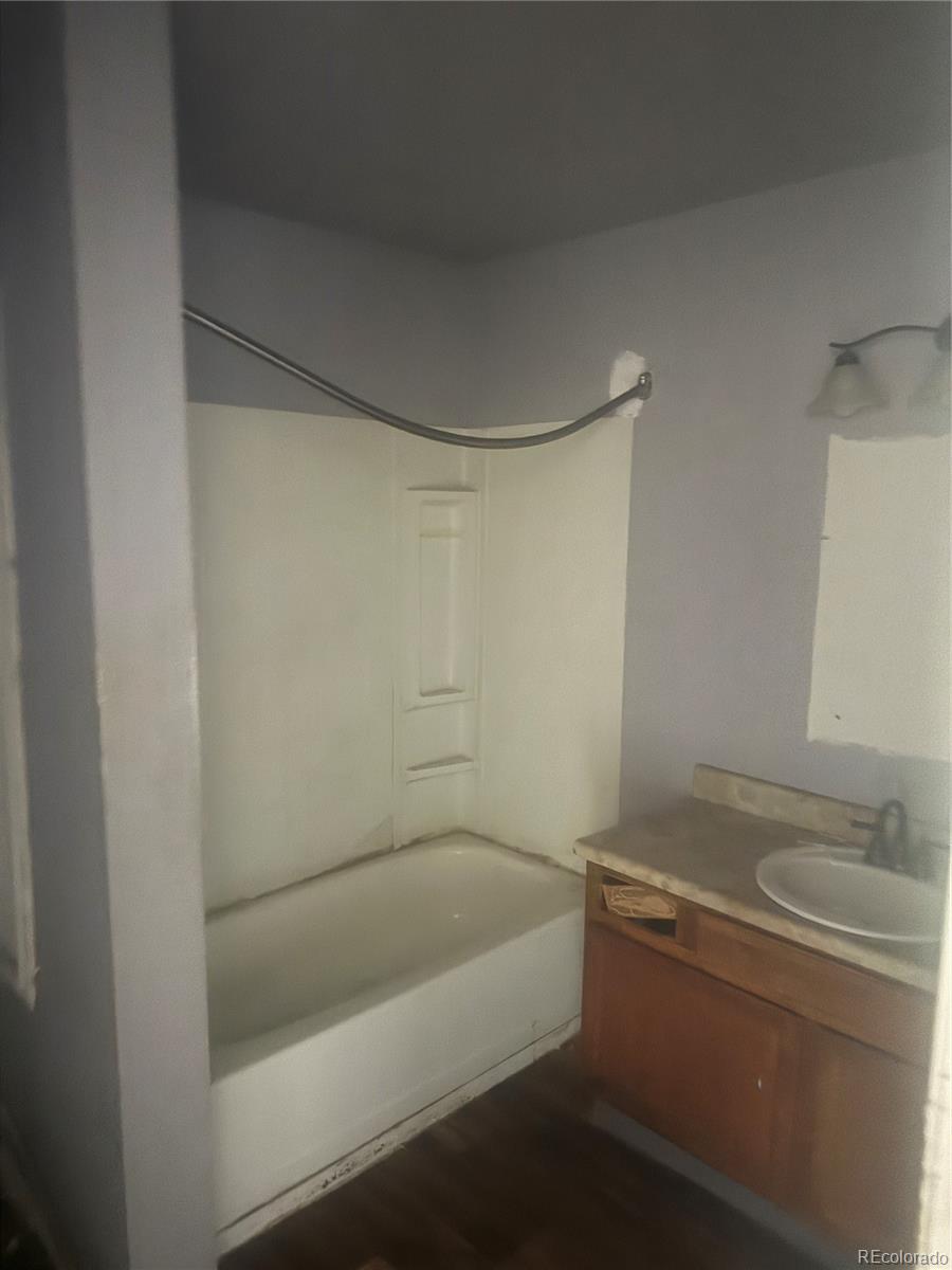 1826 Lanka Lane Colorado Springs CO 80915