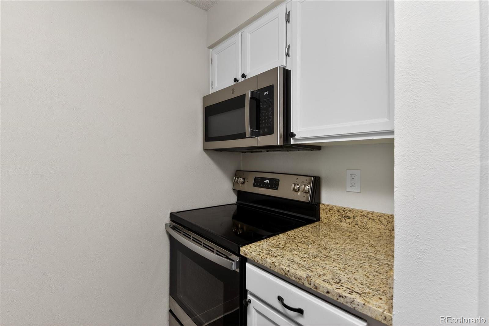 13873 E Lehigh Avenue Aurora CO 80014