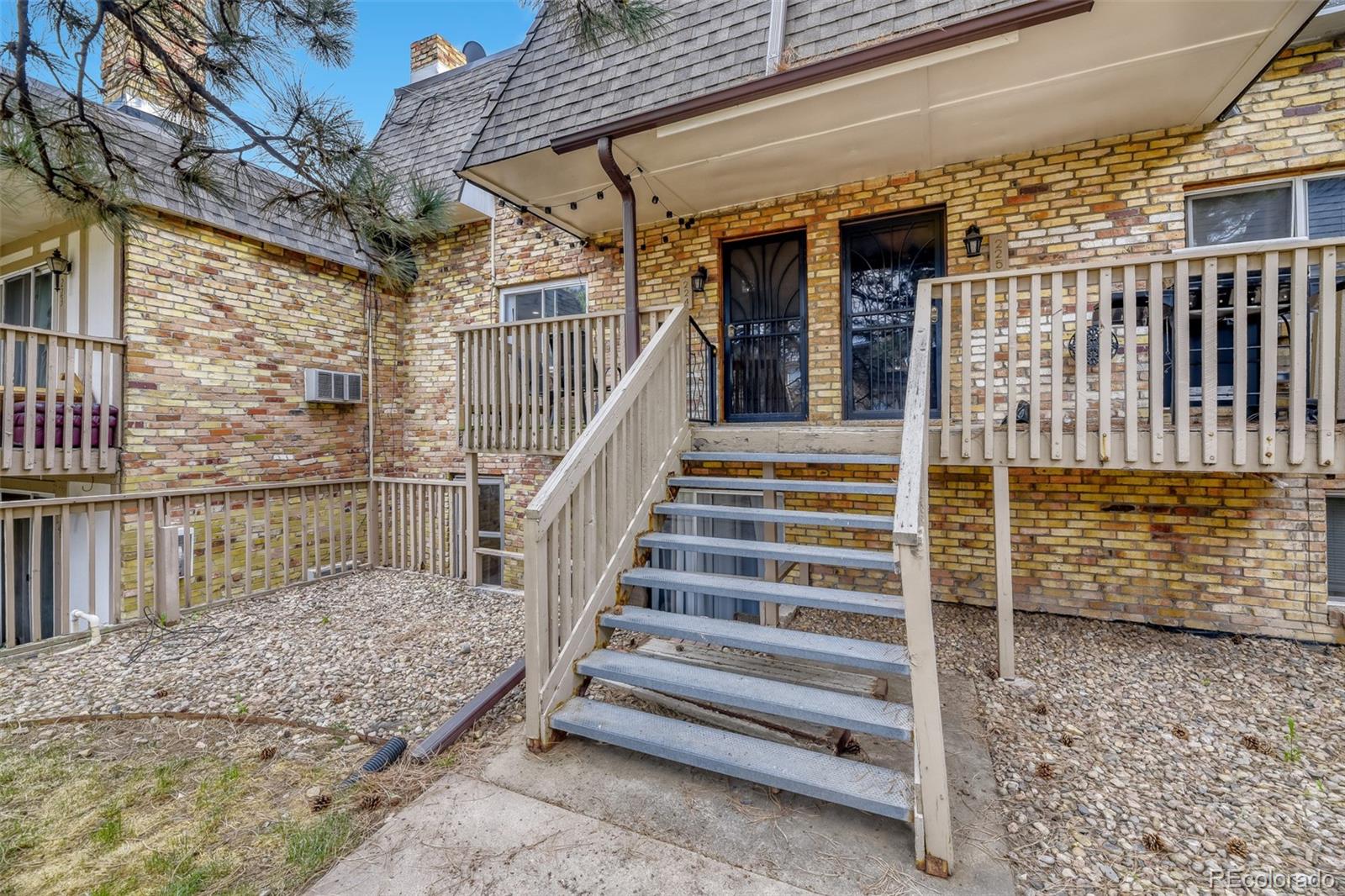 2190 S Holly Street Denver CO 80222