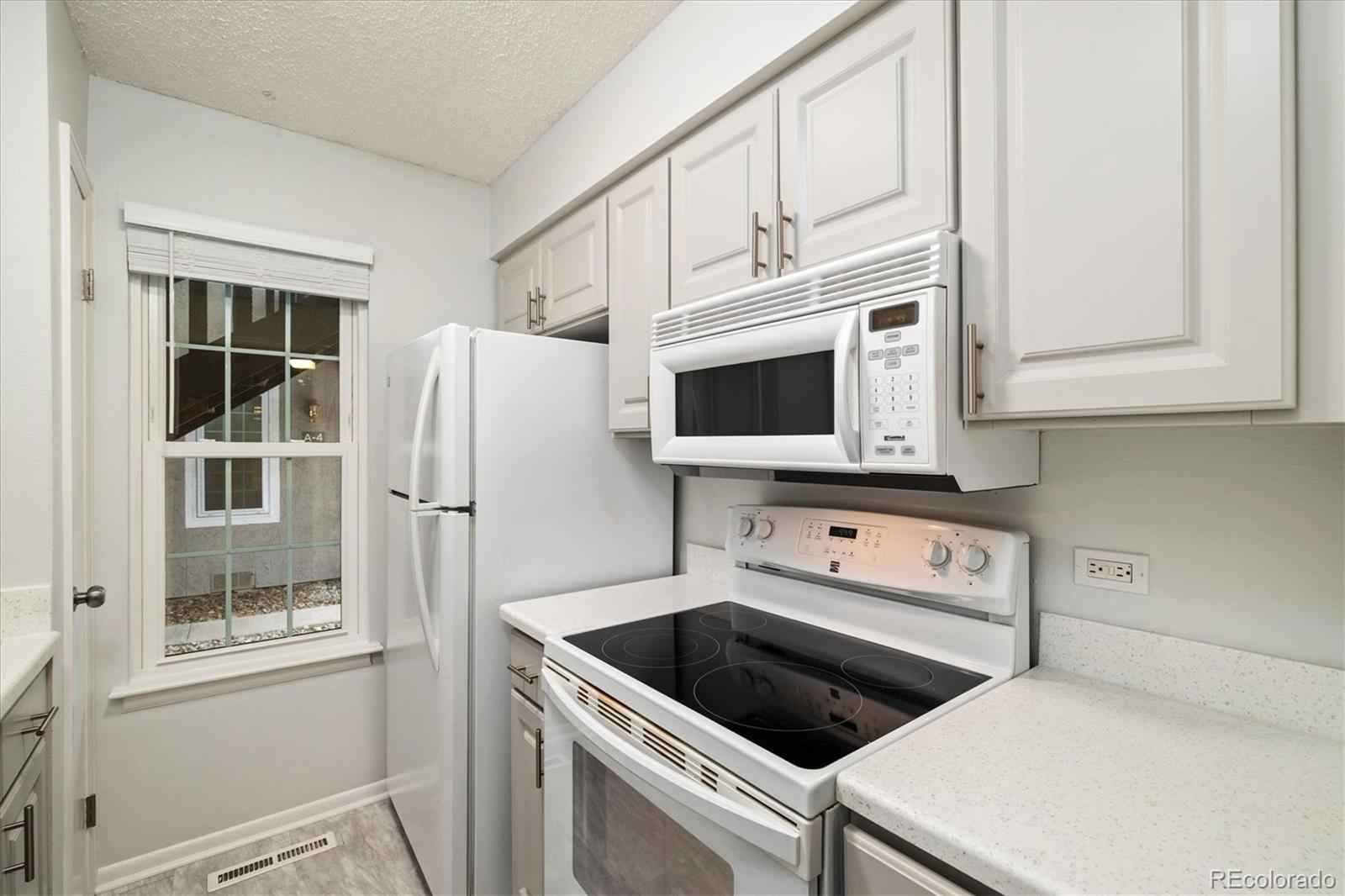 7105 S Gaylord Street Centennial CO 80122