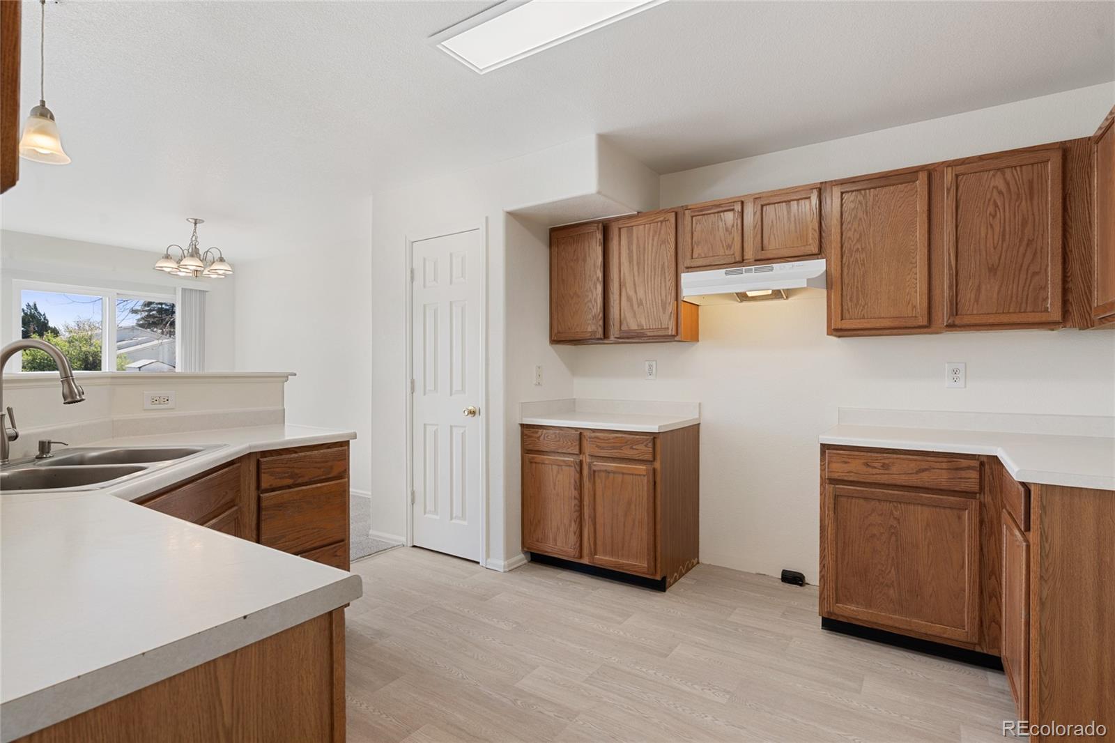 1276 S Zeno Circle Aurora CO 80017