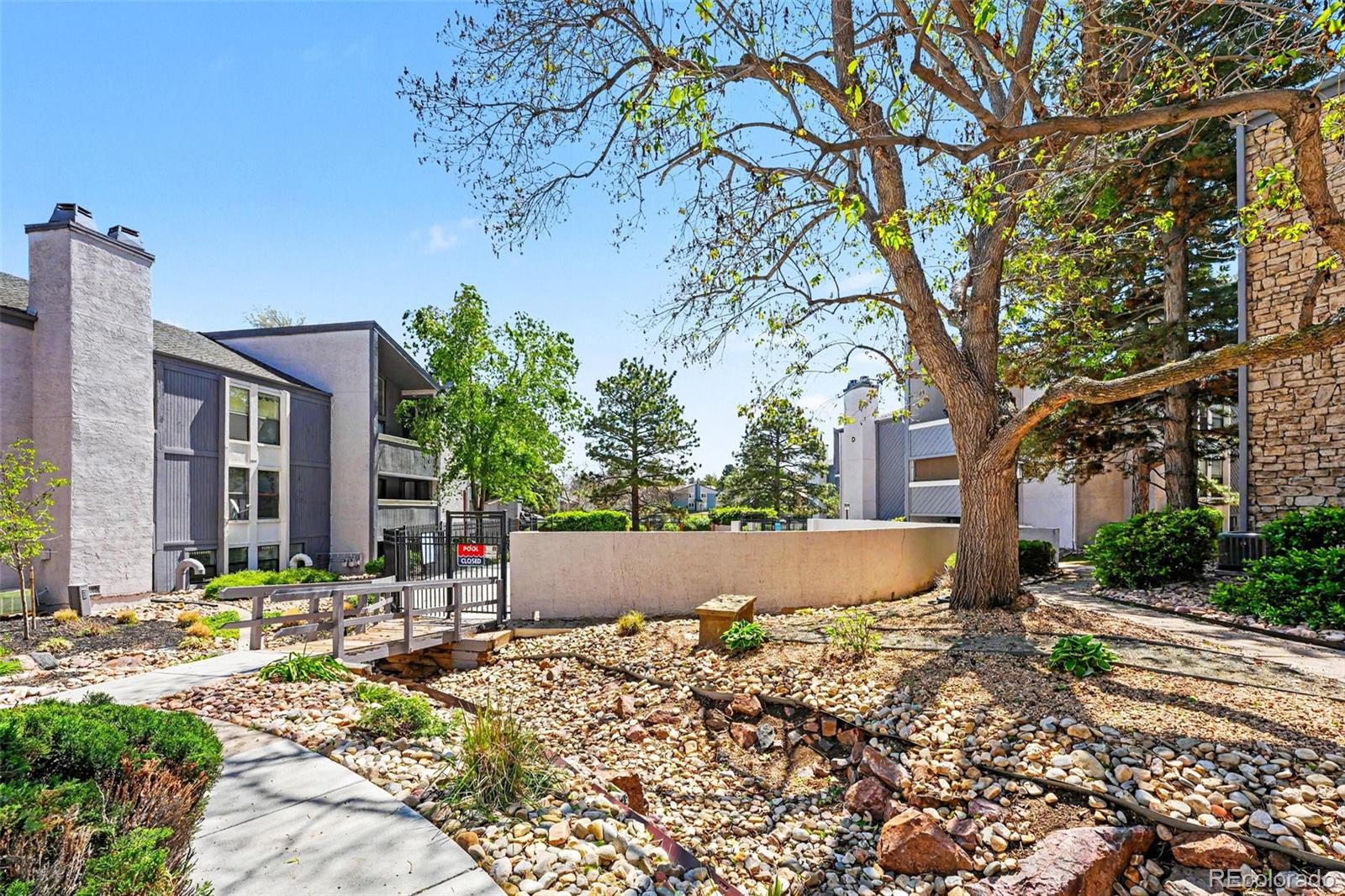 9727 E Peakview Avenue Englewood CO 80111
