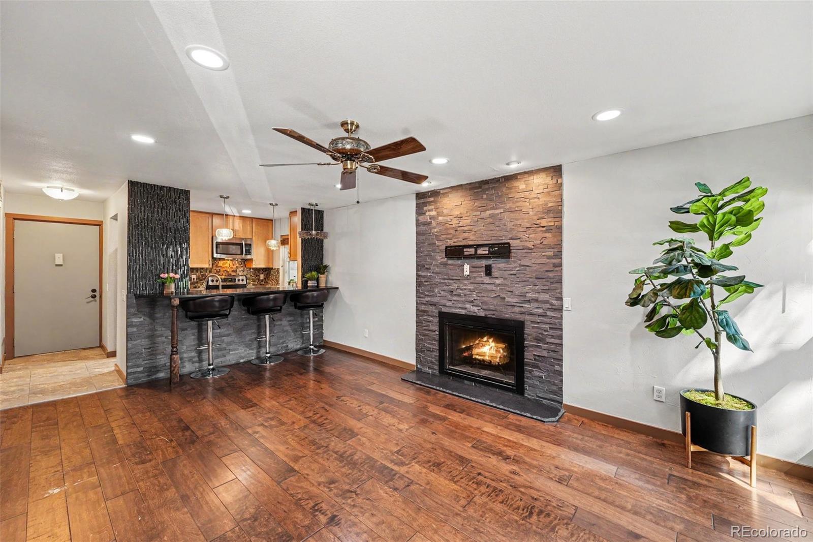 9727 E Peakview Avenue Englewood CO 80111