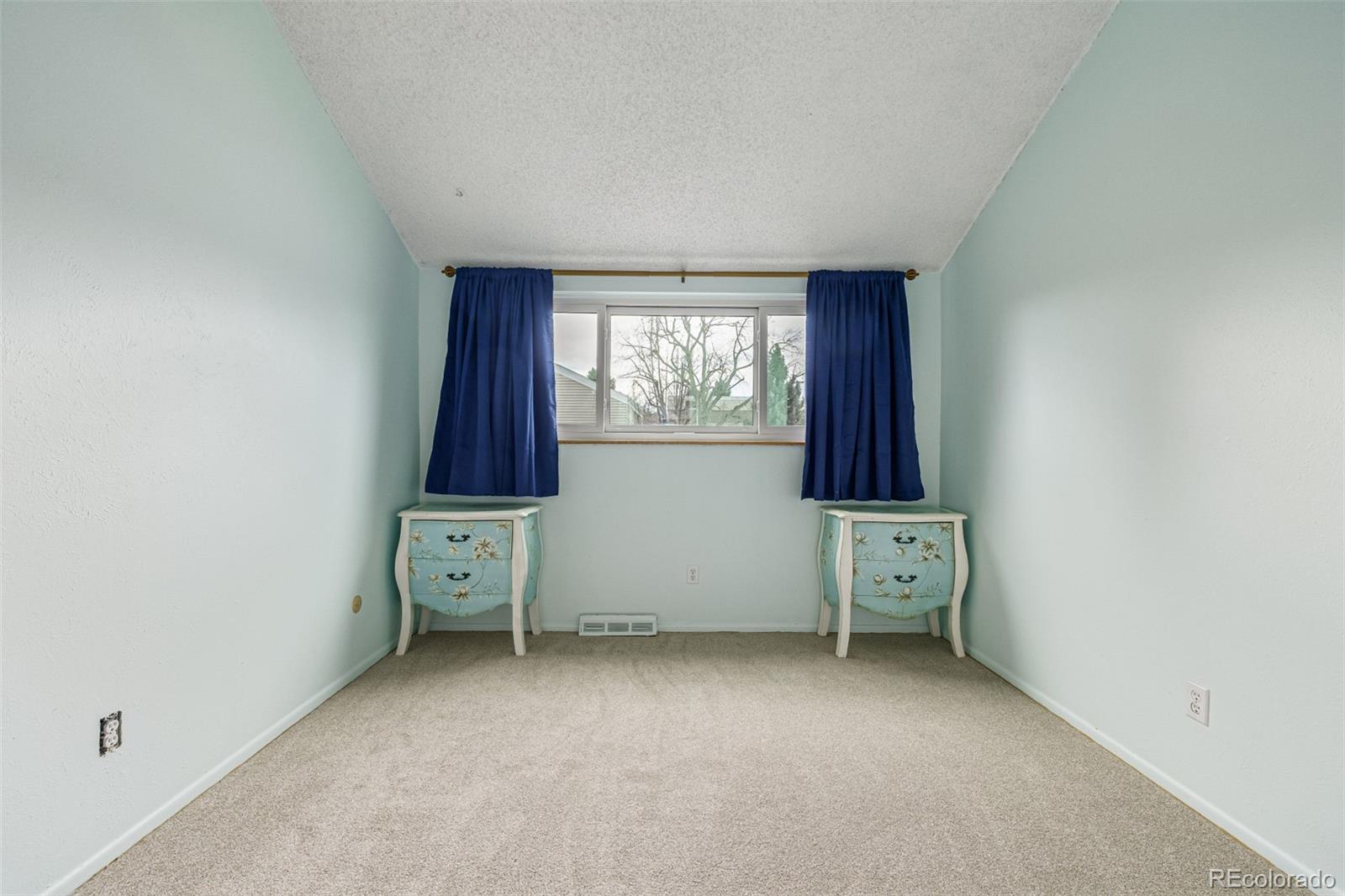 4233 E Maplewood Way Centennial CO 80121