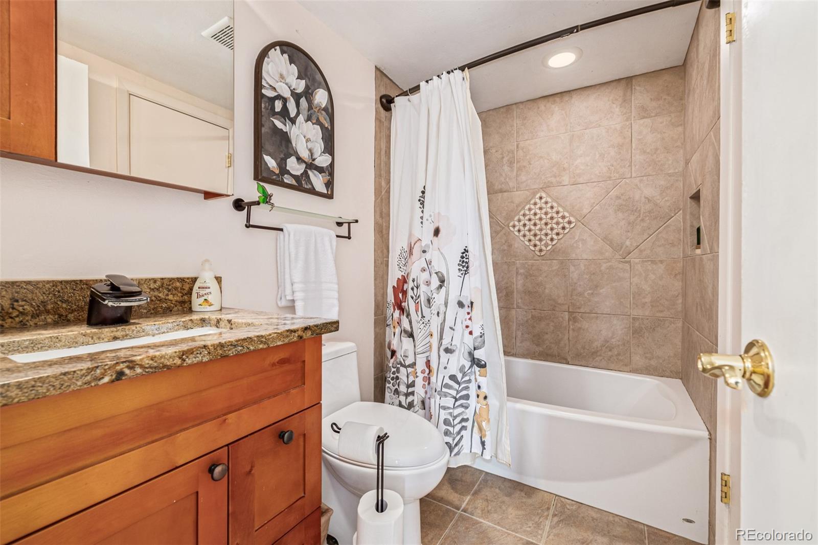 4233 E Maplewood Way Centennial CO 80121