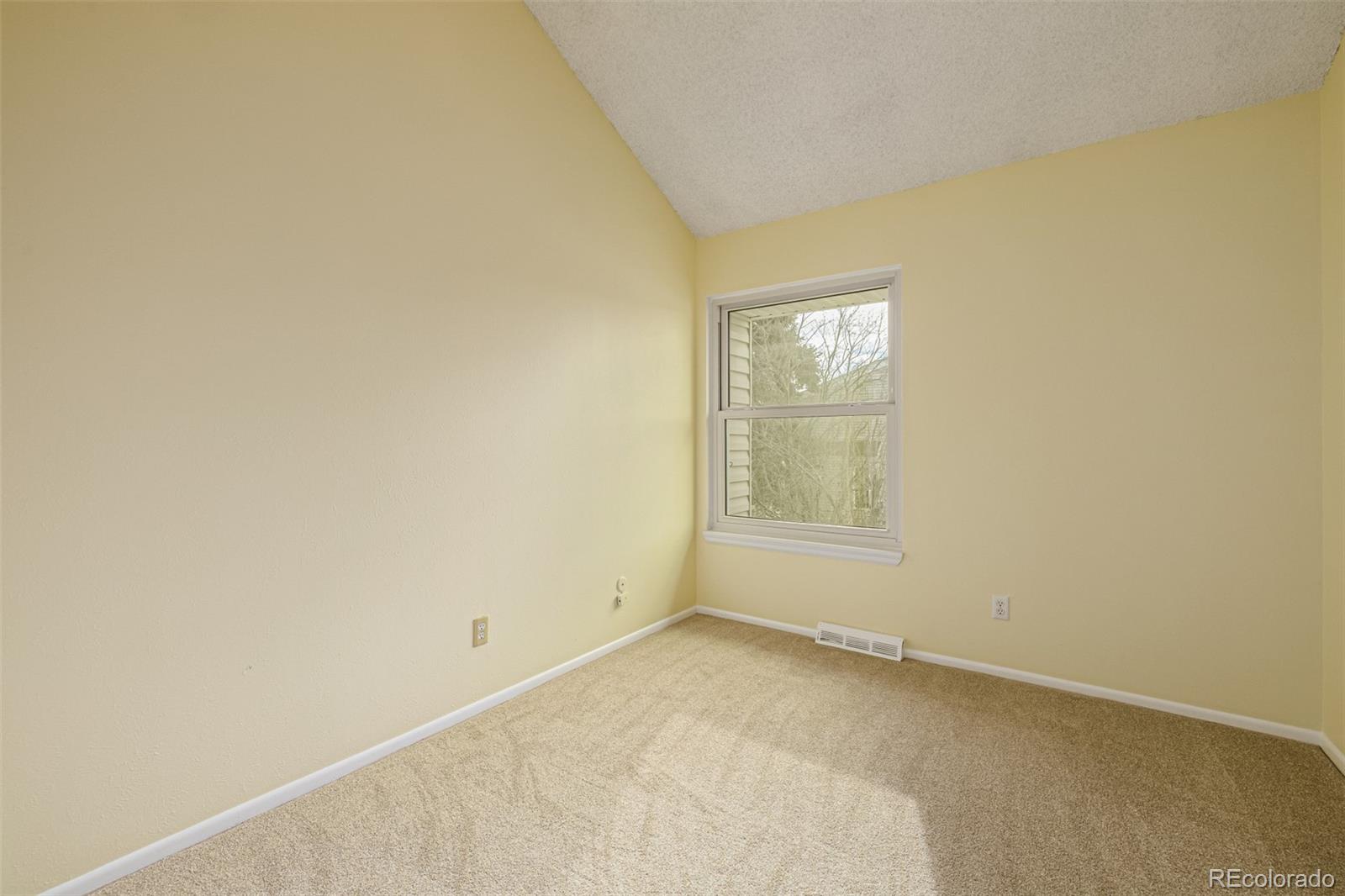 4233 E Maplewood Way Centennial CO 80121