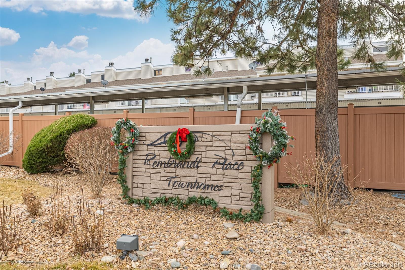 4233 E Maplewood Way Centennial CO 80121