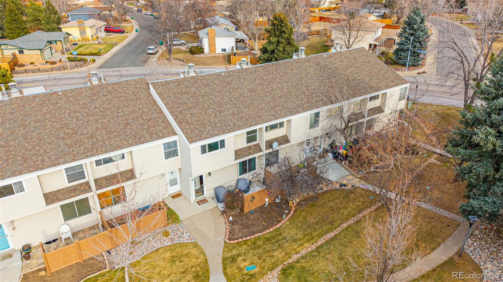 4233 E Maplewood Way Centennial CO 80121