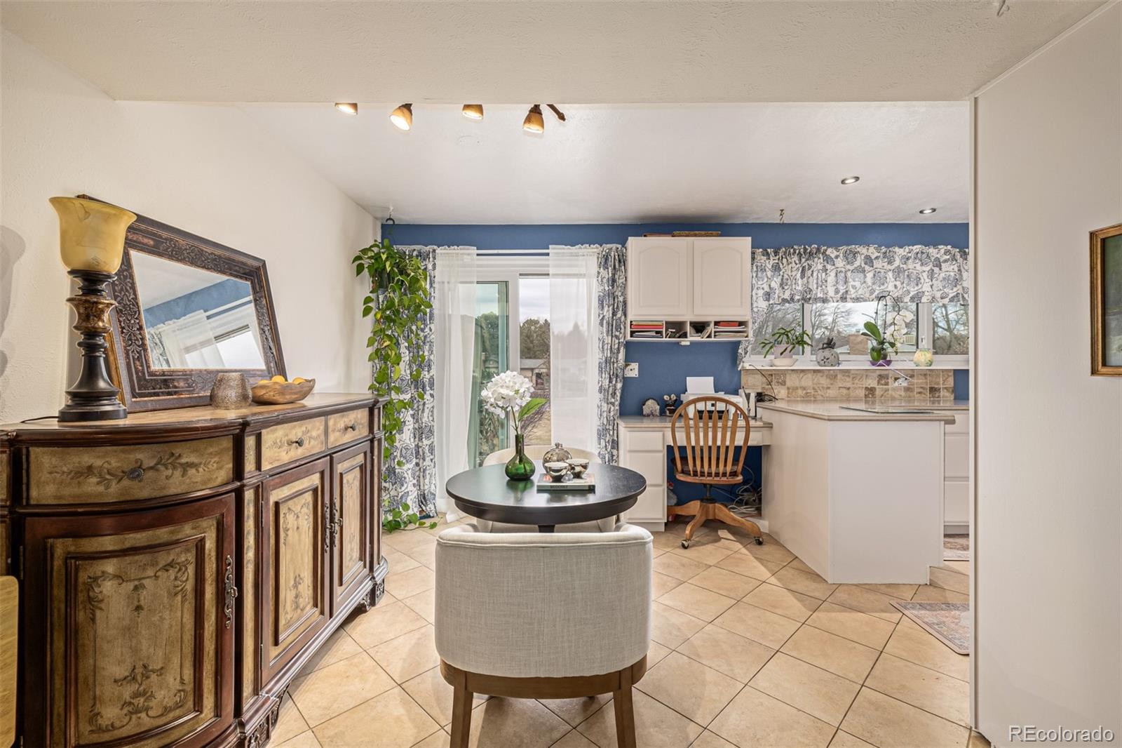 4233 E Maplewood Way Centennial CO 80121