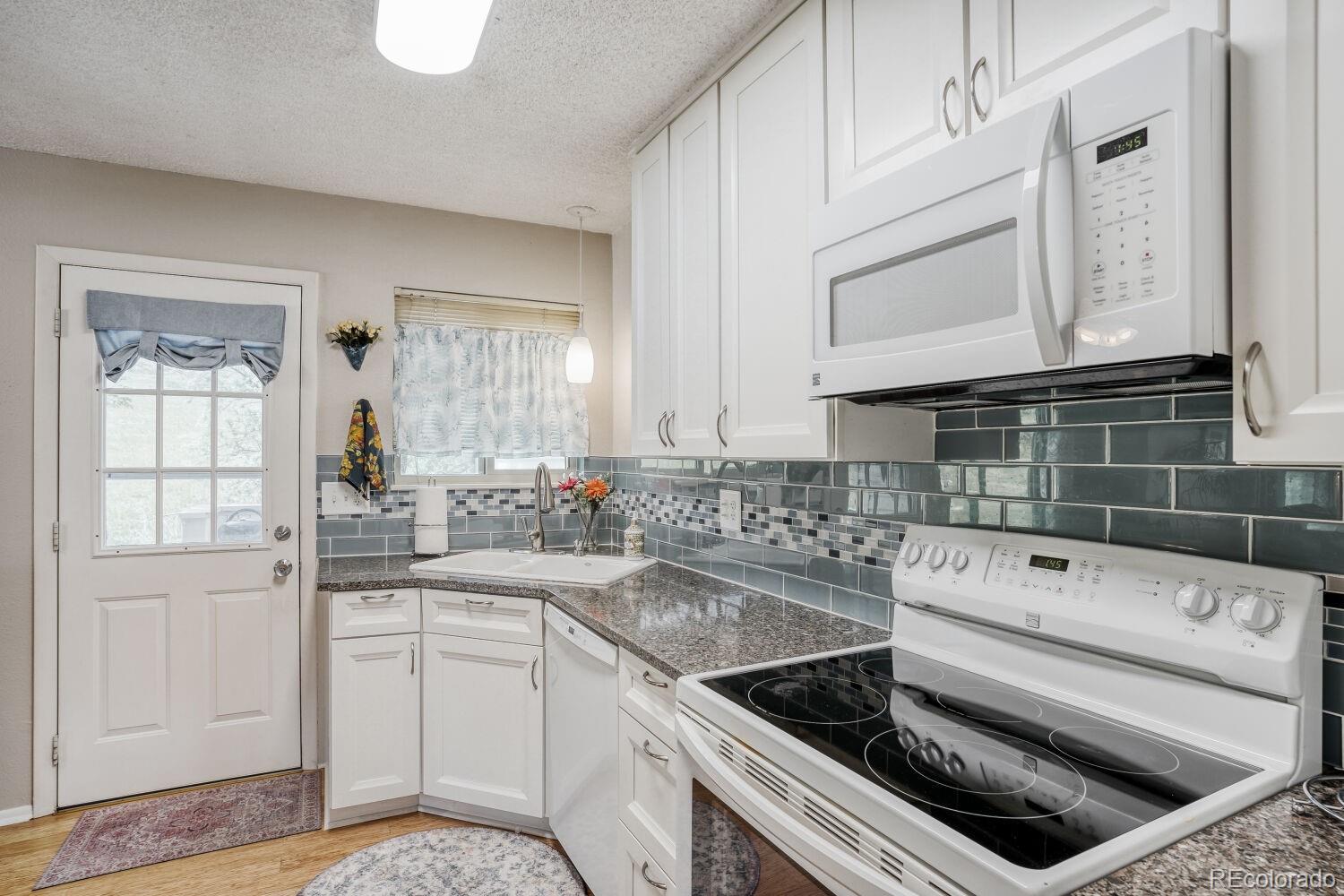 1699 S Lee Street Lakewood CO 80232