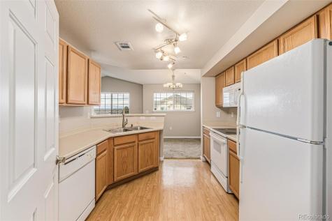 5726 N Genoa Way Aurora CO 80019