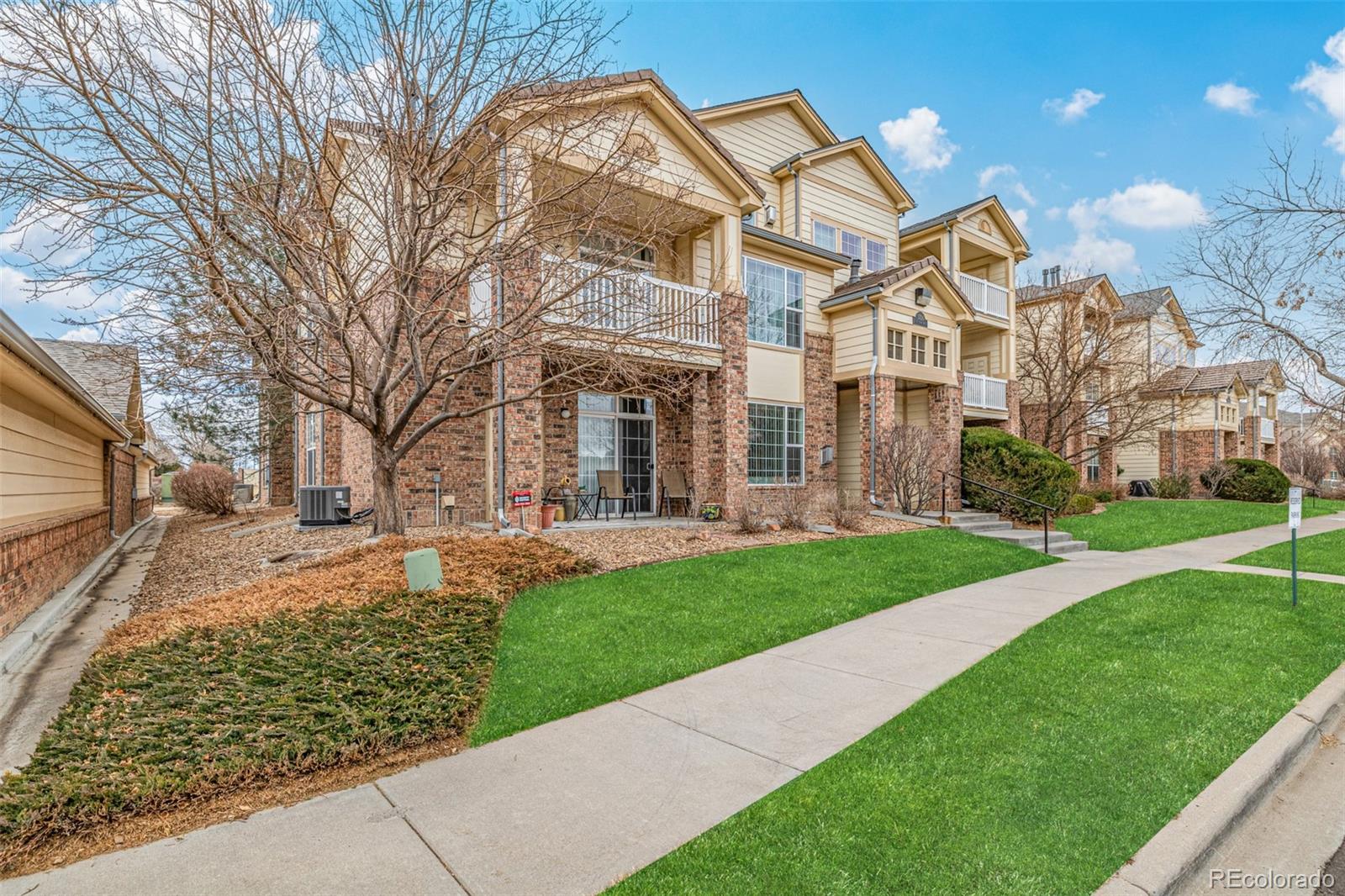 5726 N Genoa Way Aurora CO 80019