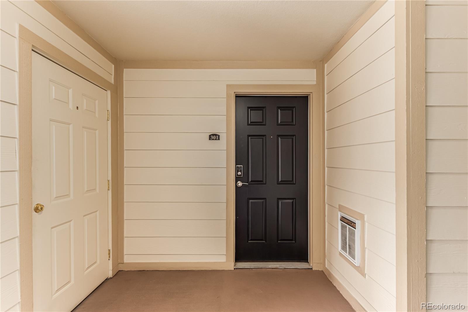 5726 N Genoa Way Aurora CO 80019