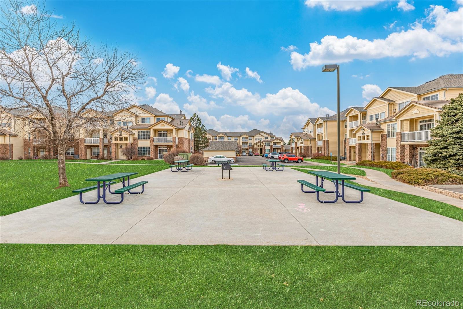 5726 N Genoa Way Aurora CO 80019