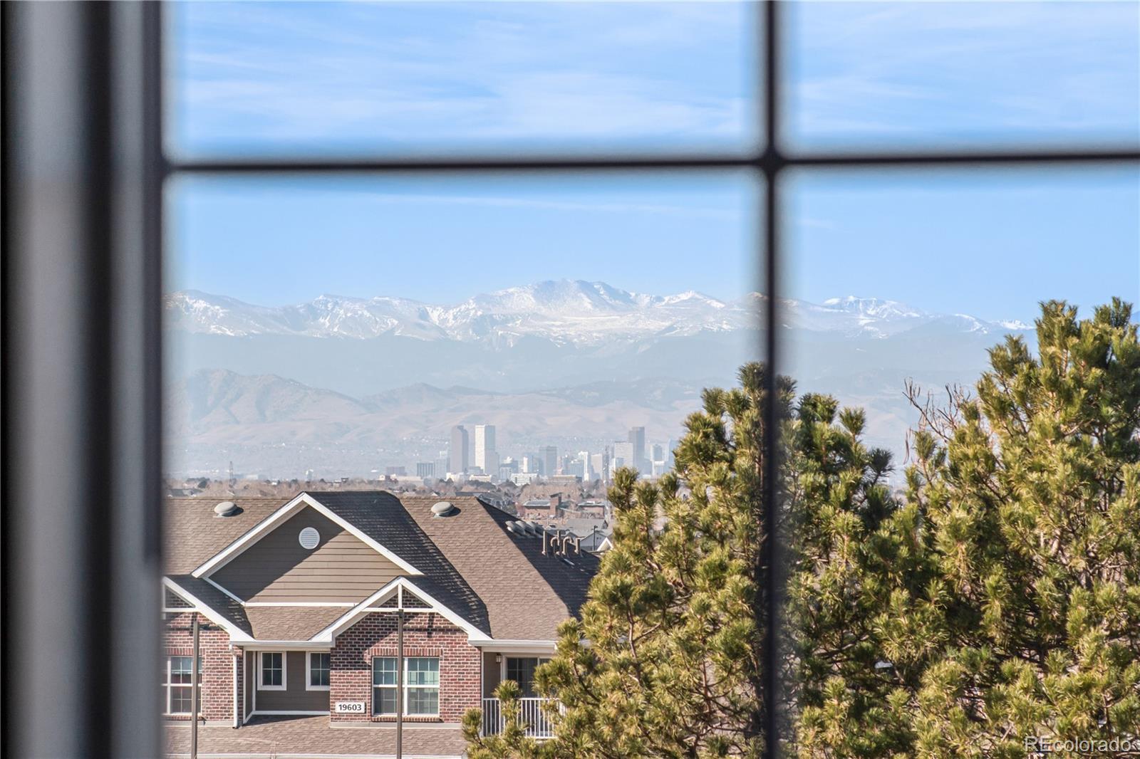 5726 N Genoa Way Aurora CO 80019