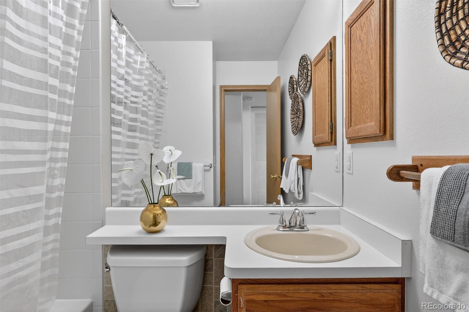 6822 S Independence Street Littleton CO 80128