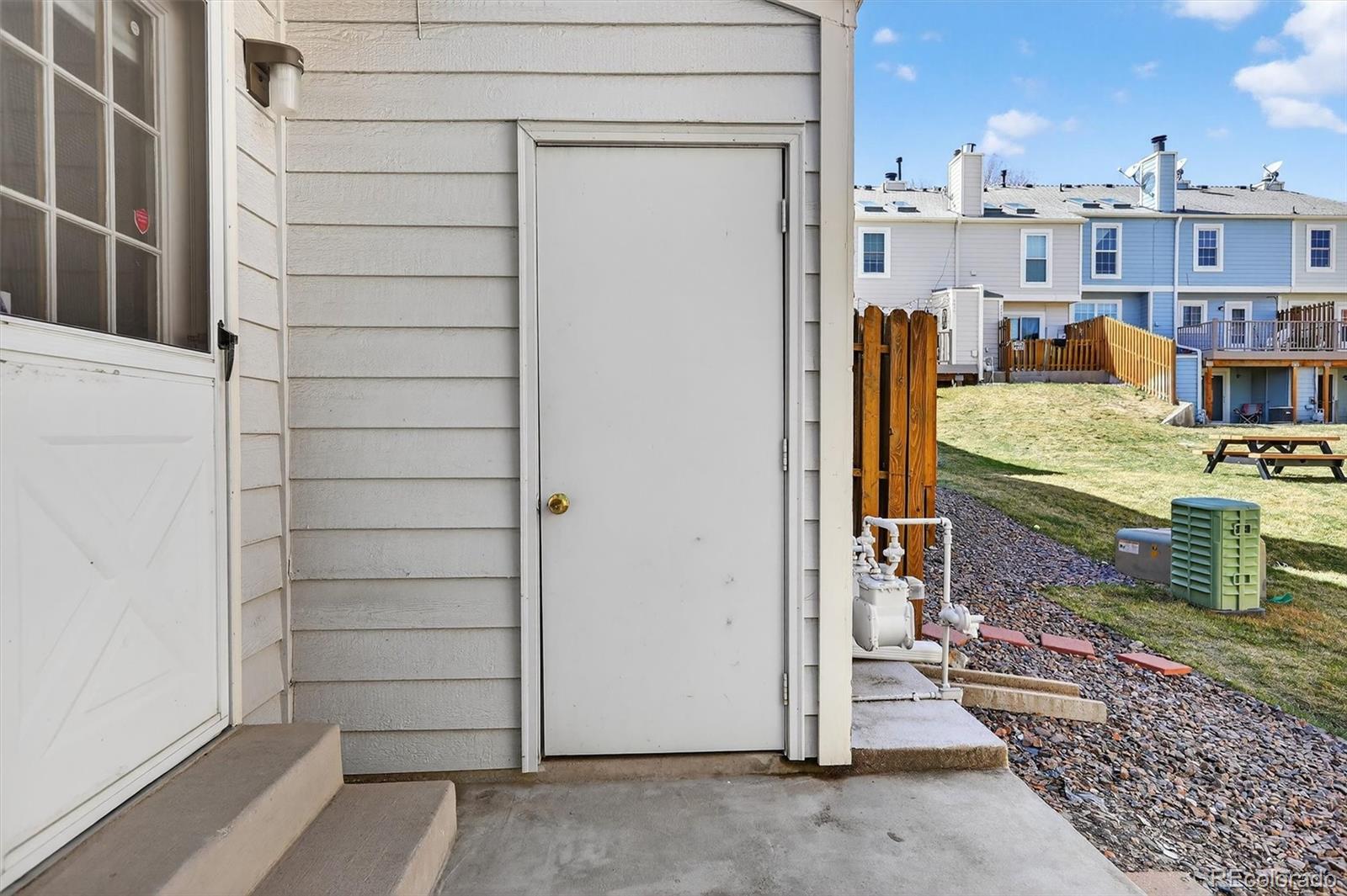 6822 S Independence Street Littleton CO 80128