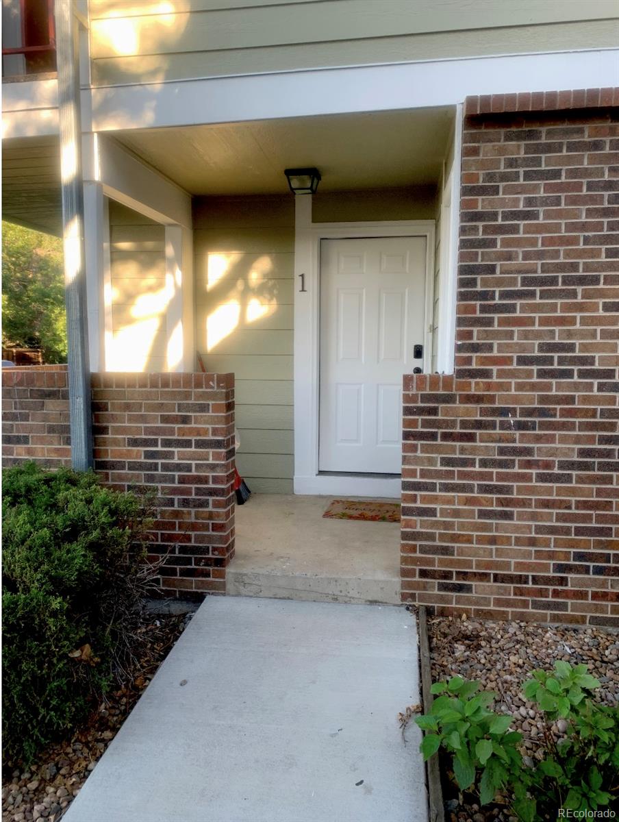 909 S Dawson Way Aurora CO 80012