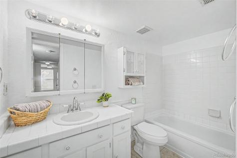 3872 S Fraser Street Aurora CO 80014