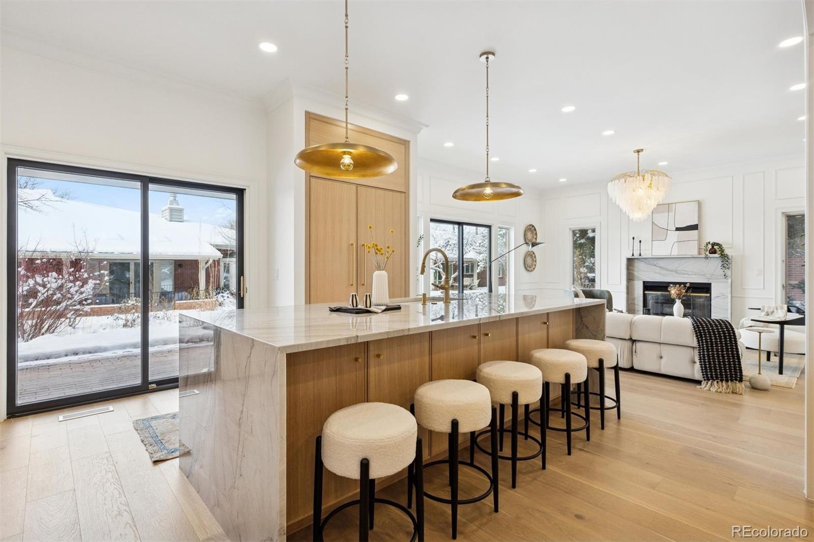 Denver CO, 2552 E Alameda Avenue, Unit 47