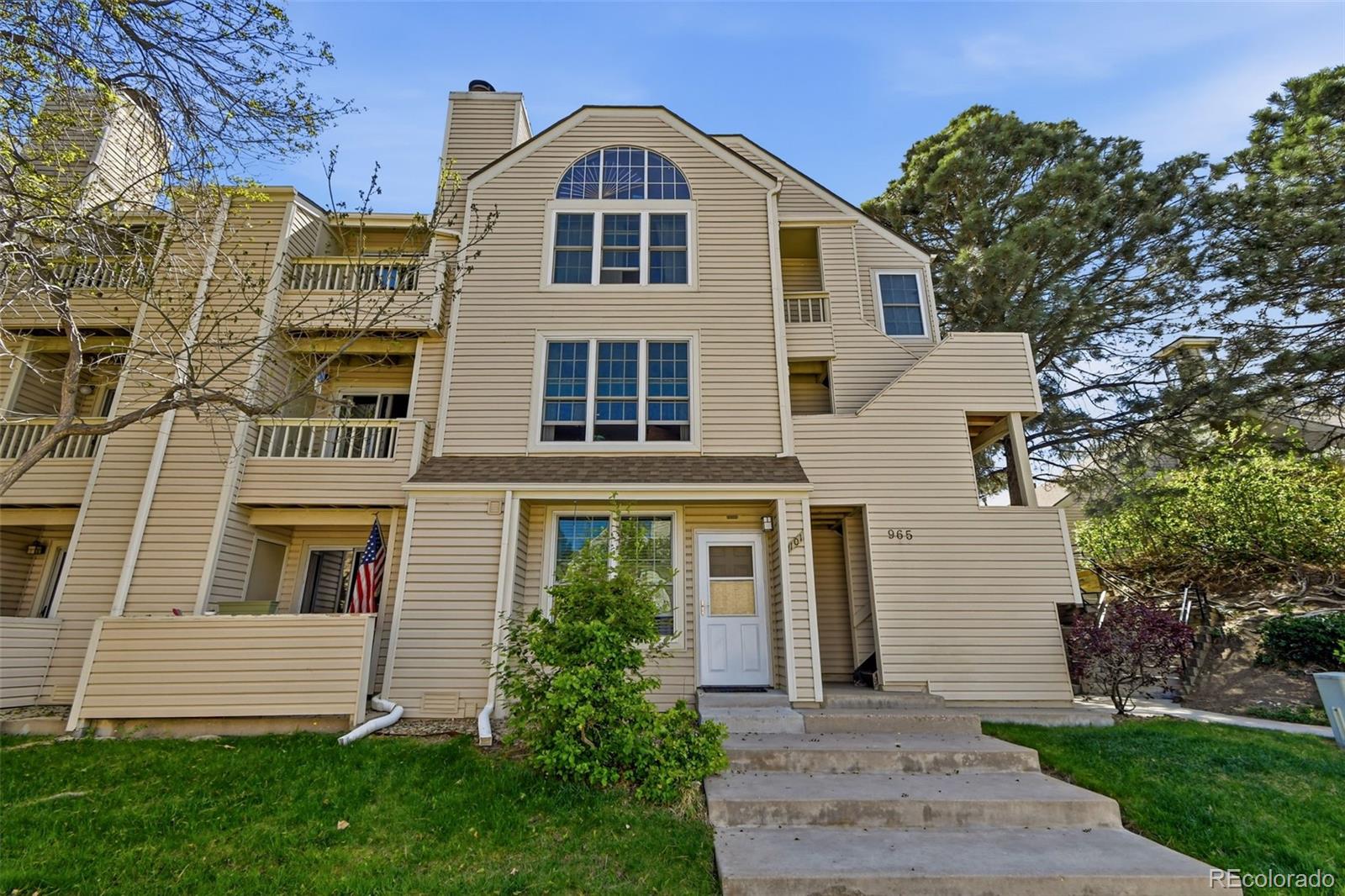 965 S Miller Street Lakewood CO 80226