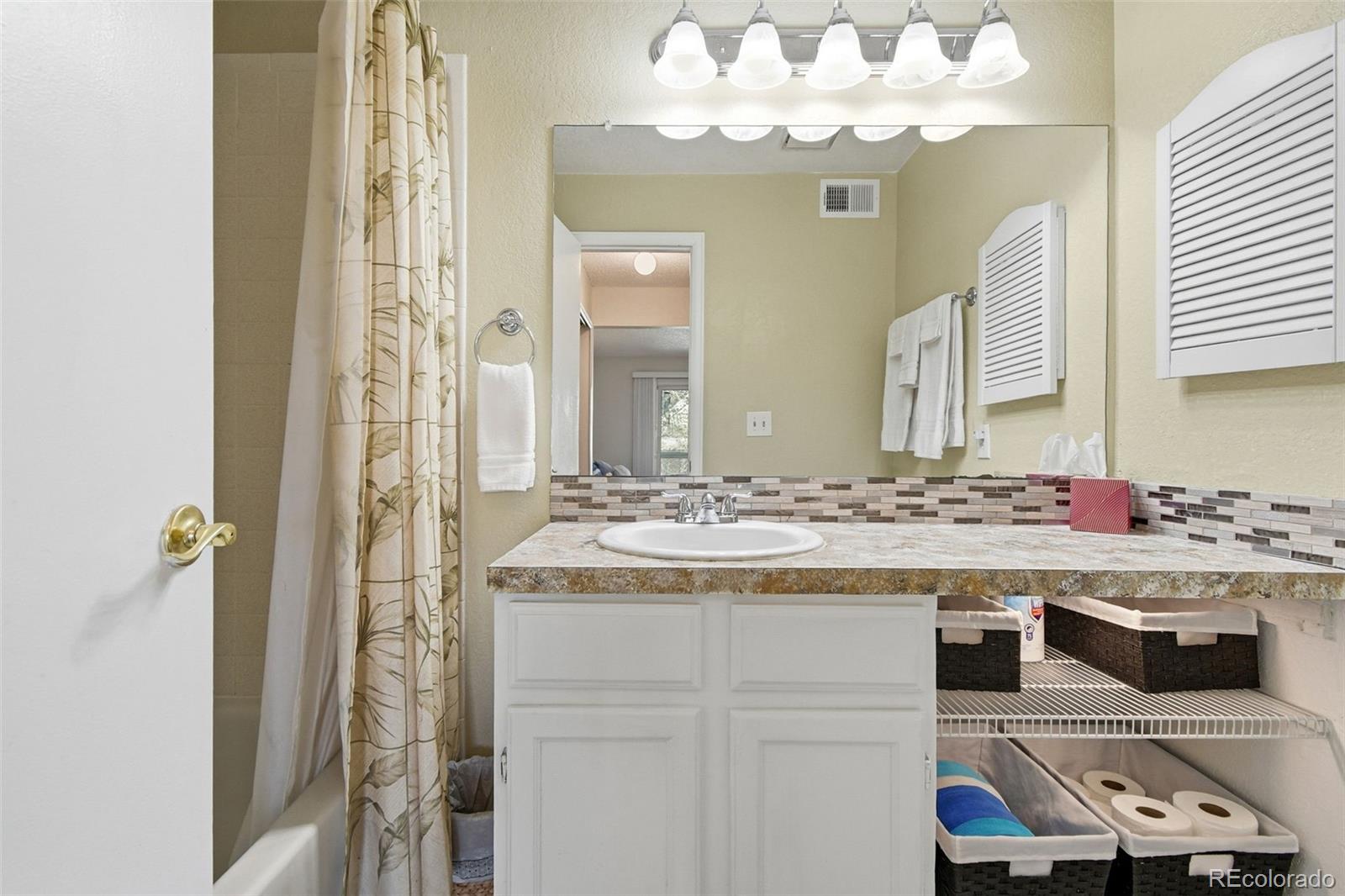 965 S Miller Street Lakewood CO 80226