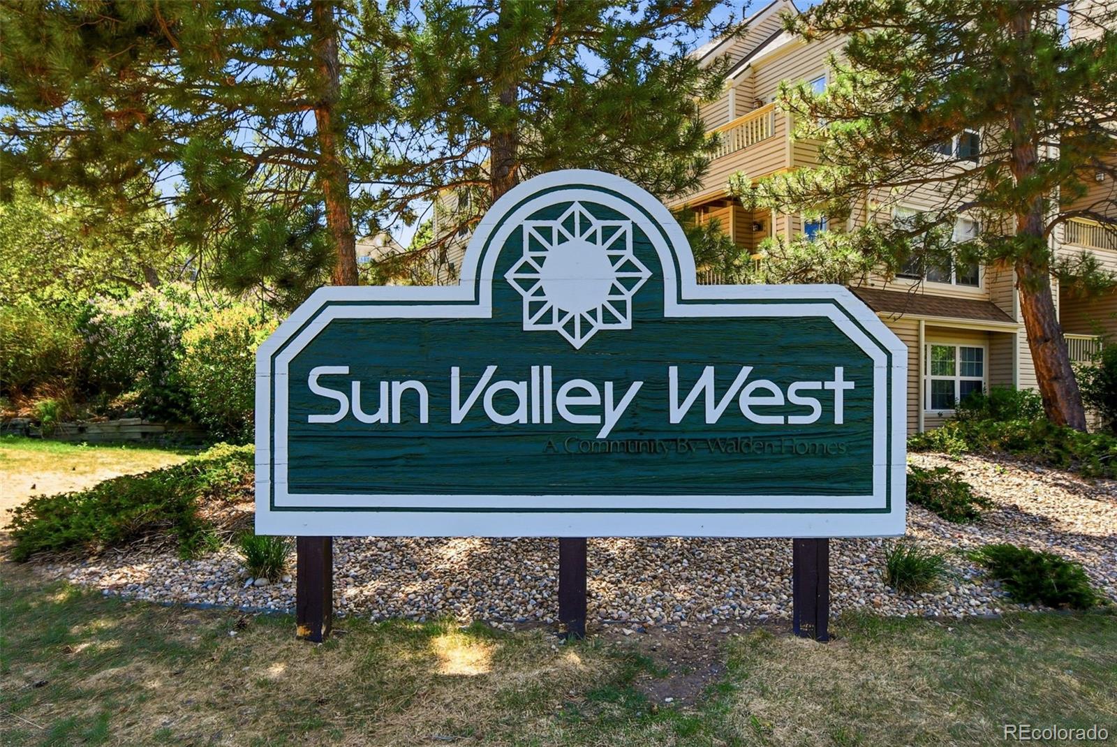 965 S Miller Street Lakewood CO 80226