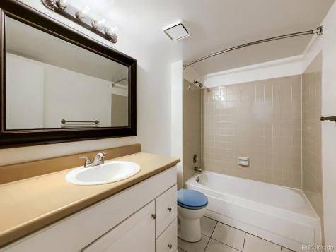 11846 E Cornell Circle Aurora CO 80014