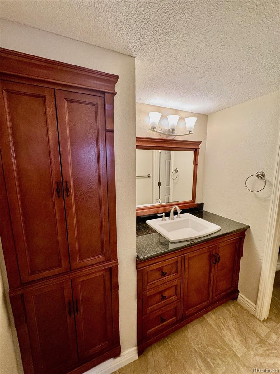 7665 E Eastman Avenue Denver CO 80231